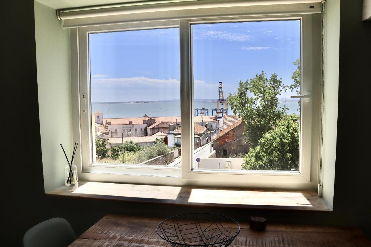 Lisbon, T2 Renewed Duplex With River View, Beato, Lisboa Exterior foto