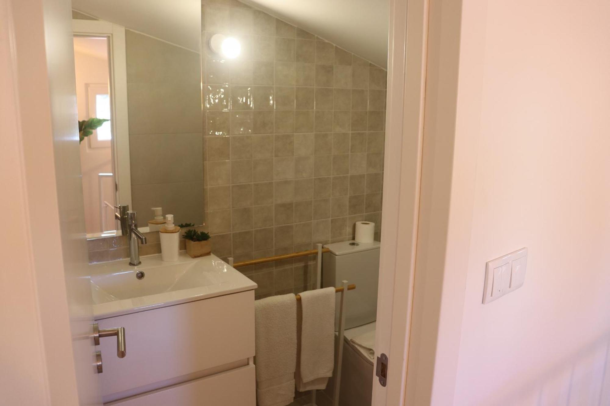 Lisbon, T2 Renewed Duplex With River View, Beato, Lisboa Exterior foto